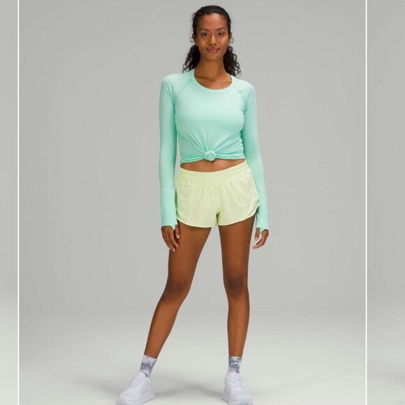 Lululemon Women’s Size‎ 8 Hotty Hot Low Rise Short 2.5" Crispin Green - Picture 9 of 9